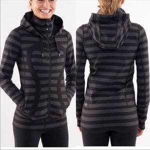 Lululemon gray black macro striped stride jacket 6
